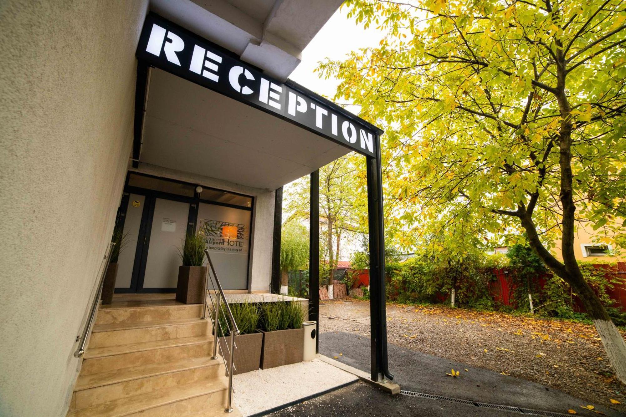 Bucharest Airport Accomodation Aparthotel Otopeni Ngoại thất bức ảnh