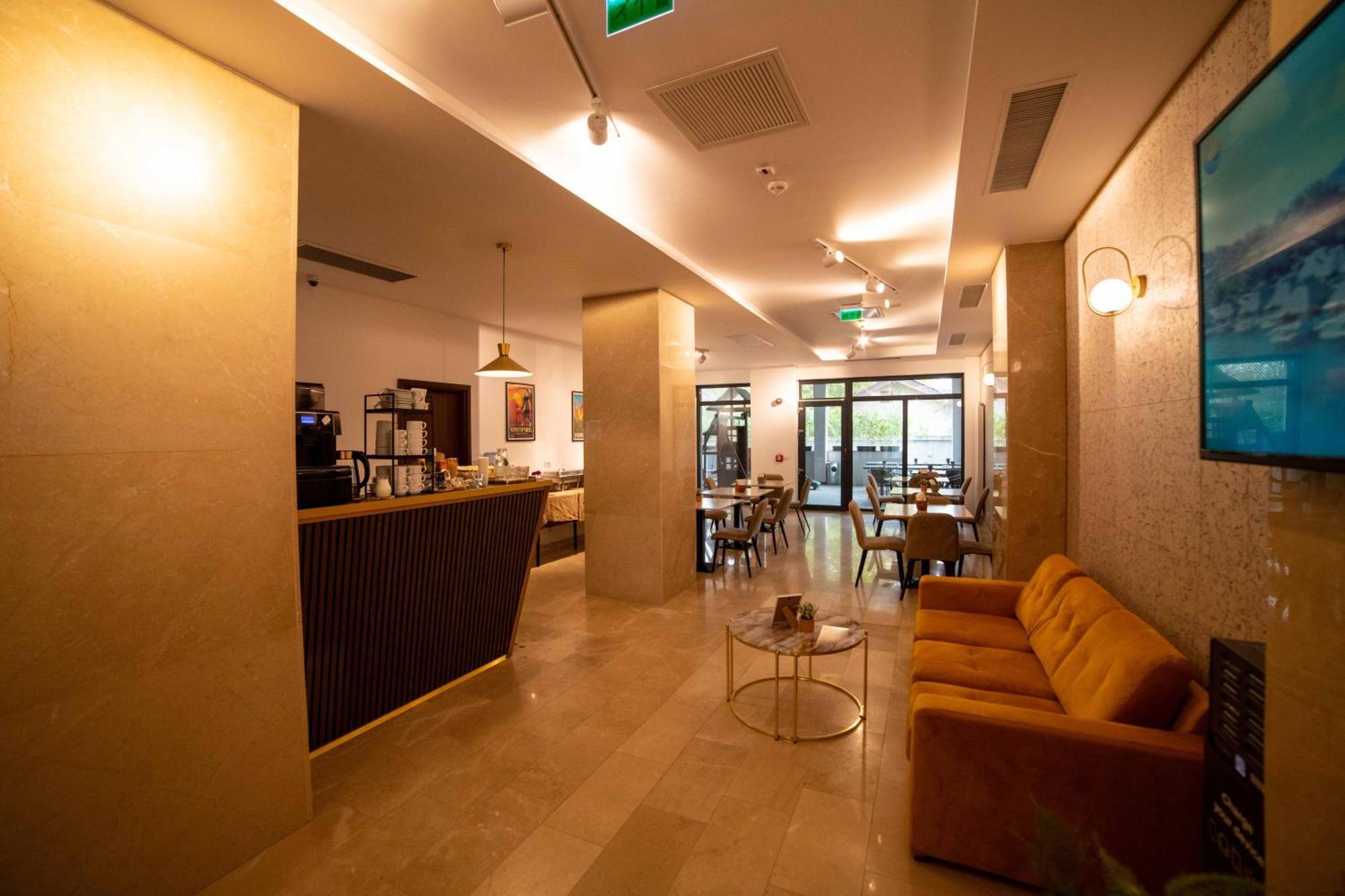 Bucharest Airport Accomodation Aparthotel Otopeni Ngoại thất bức ảnh