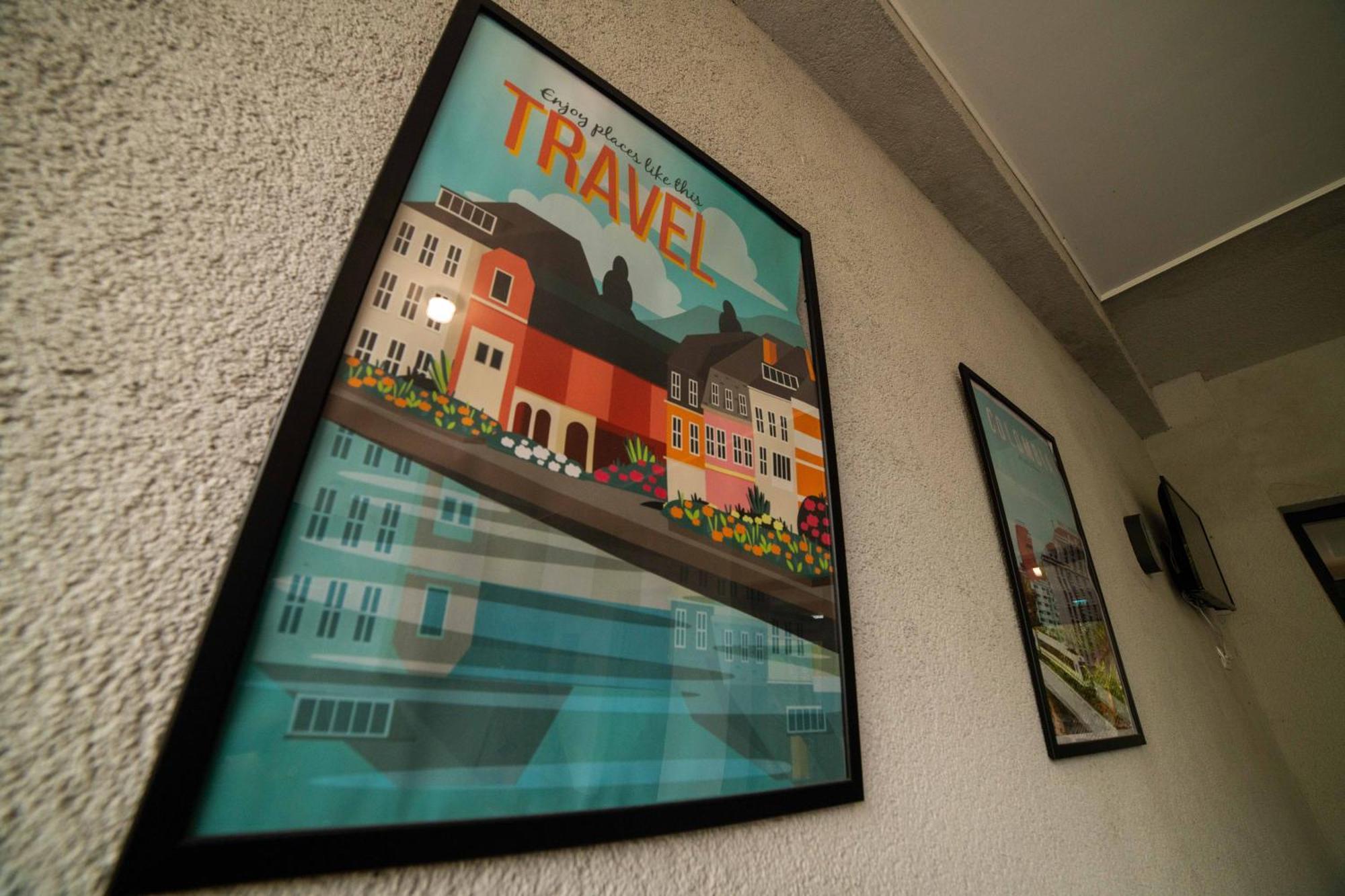 Bucharest Airport Accomodation Aparthotel Otopeni Ngoại thất bức ảnh