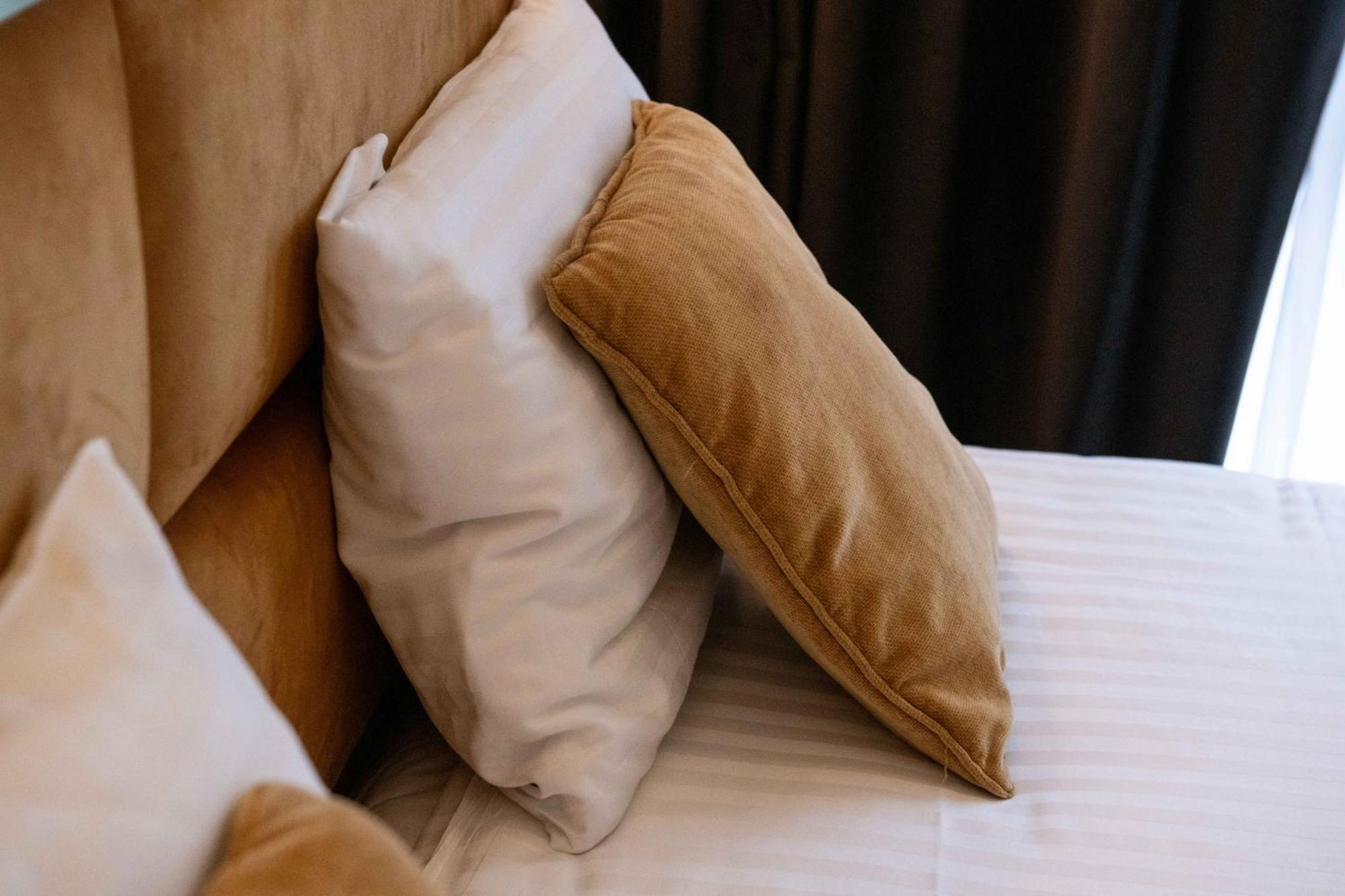 Bucharest Airport Accomodation Aparthotel Otopeni Ngoại thất bức ảnh