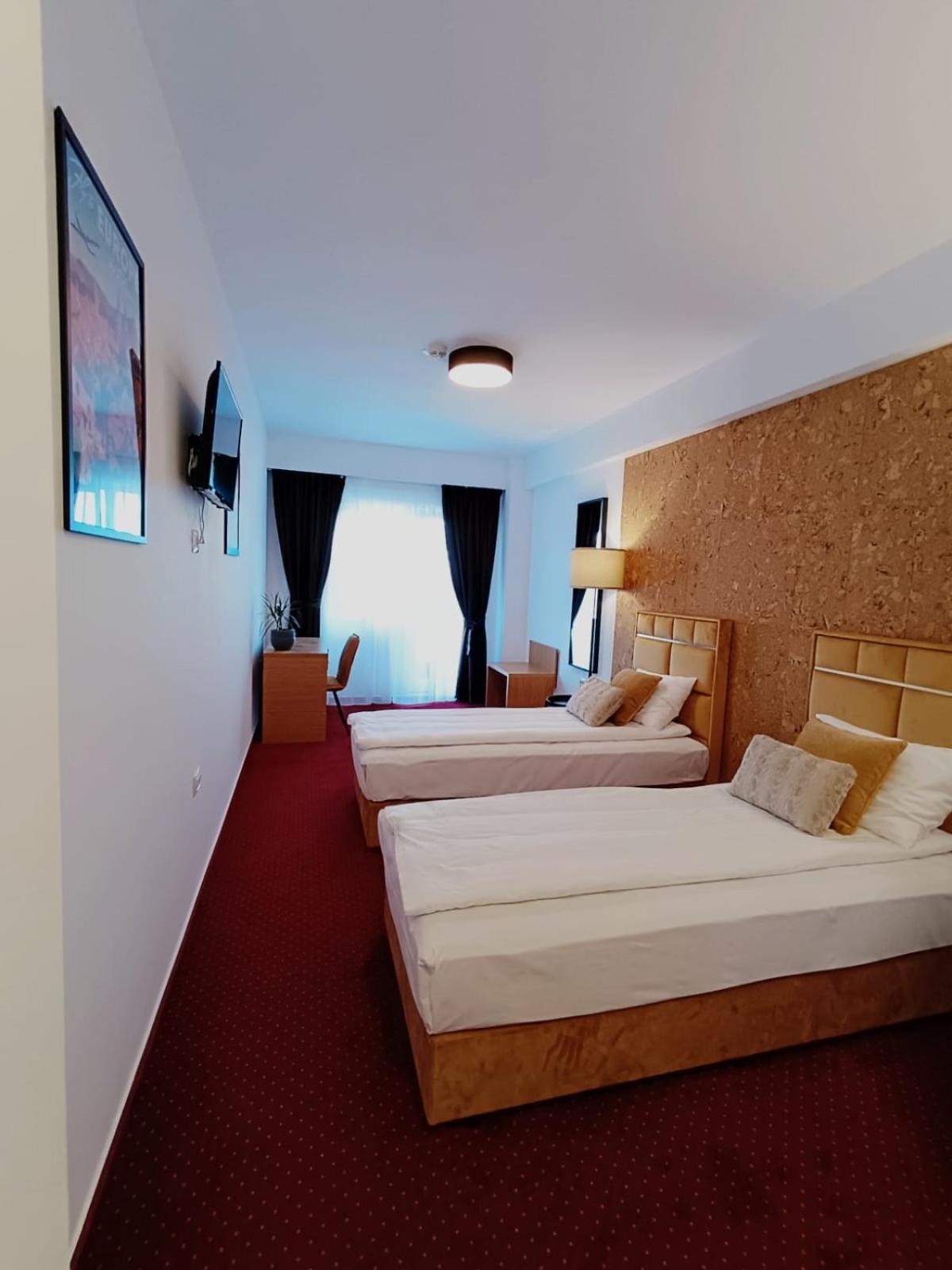 Bucharest Airport Accomodation Aparthotel Otopeni Ngoại thất bức ảnh